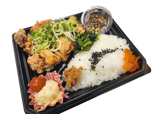 ネギたっぷりサクサク油淋鶏弁当